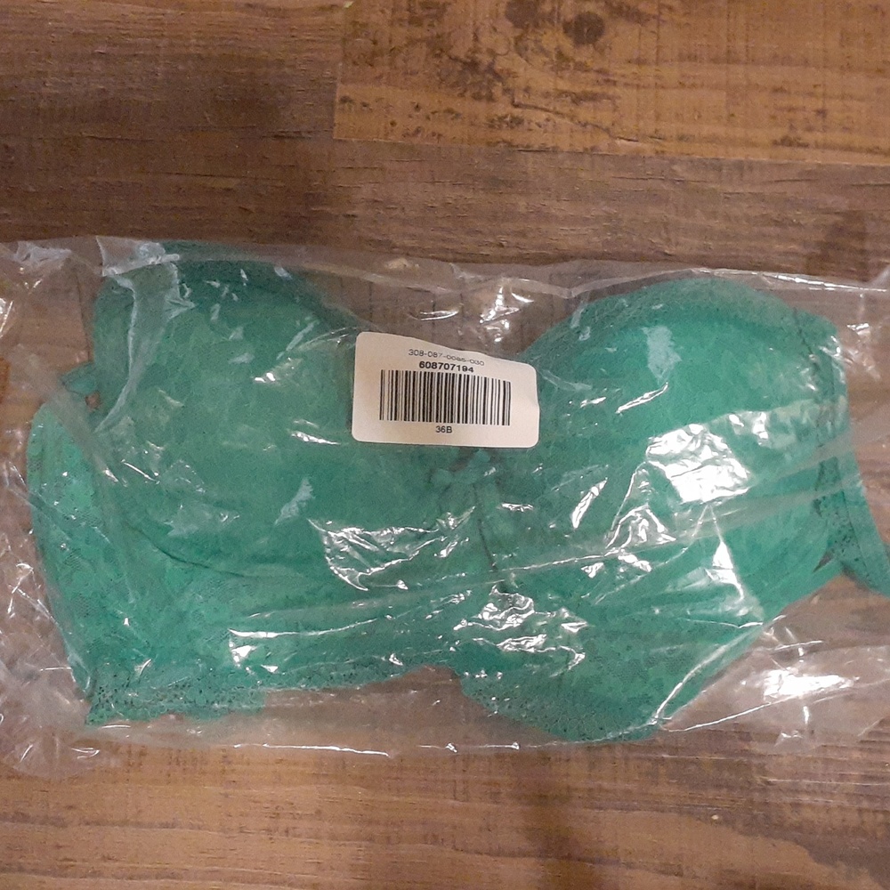 Hollister Bra 36B